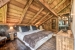 Small wooden chalet to rent in the Alps